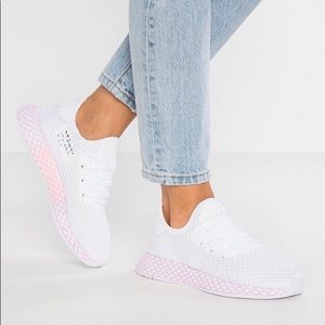 Adidas Deerupt Sneakers